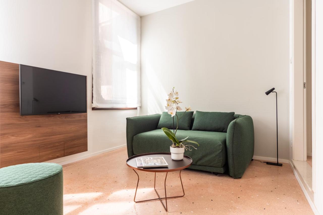 Palazzo Miracoli Apartments เวนิส ภายนอก รูปภาพ