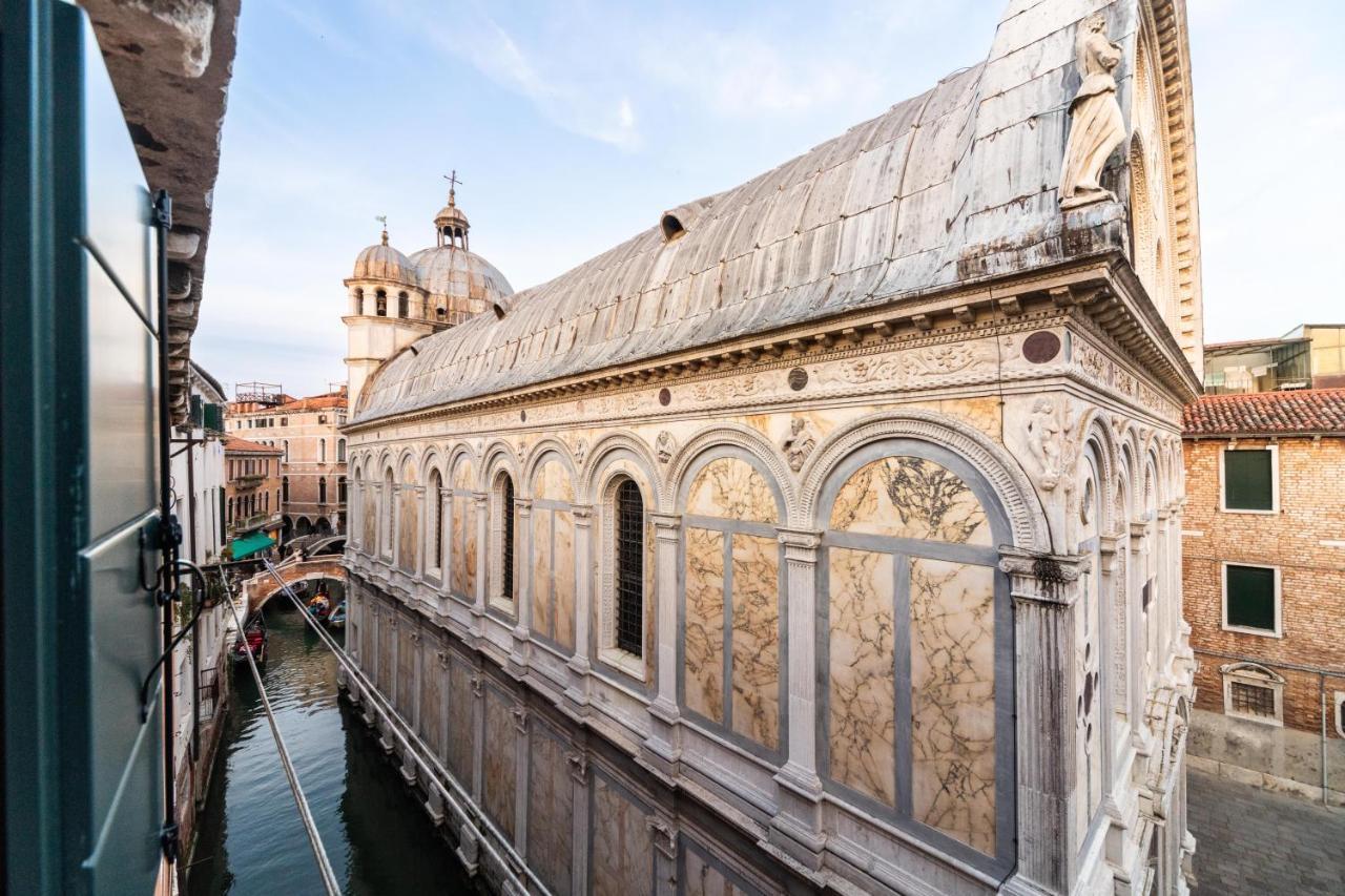 Palazzo Miracoli Apartments เวนิส ภายนอก รูปภาพ